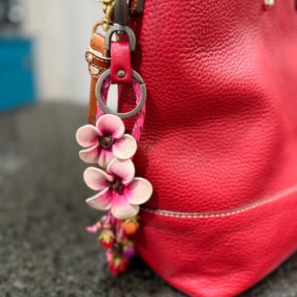 Dooney & Bourke Pebble Grain Leather Tote – Red – Large – Crossbody + Dust Bag - Picture 7 of 9